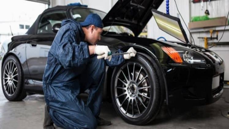 Collision Repair Excellence: Restoring Your Vehicle with Precision and Care
